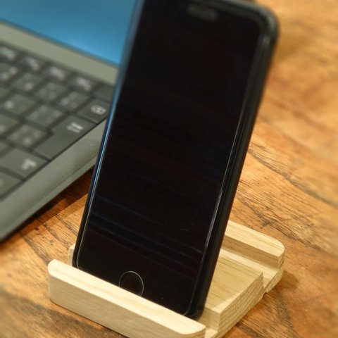 スマホスタンド　2本溝タイプ