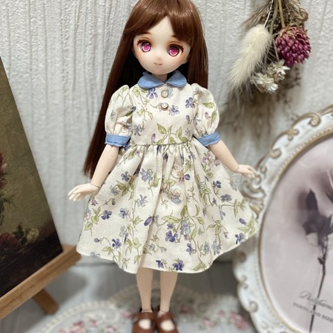 22cmドール服 ピュアニーモ　オビツ22 花柄ワンピース