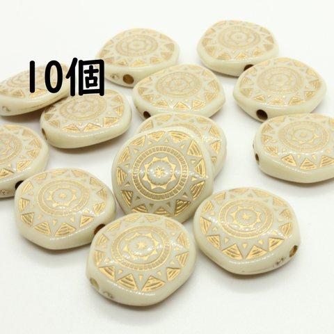 送料込み【10個】　18x17.5x6mm　アクリルビーズ  　【E036】オーバル　クリーム