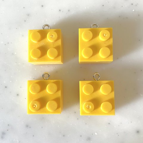 Yellow Square Block Pendant Tops