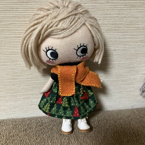 イーマリー服　オレンジマフラー🧣