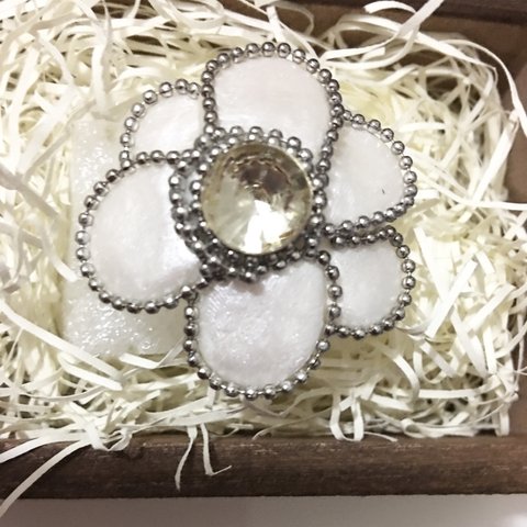白花指輪(花びら6枚銀色)