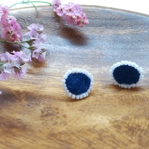 刺繍ピアス