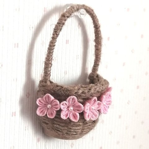 ♡小花の籠飾り(B)♡　約8cm　ピンク　つまみ細工