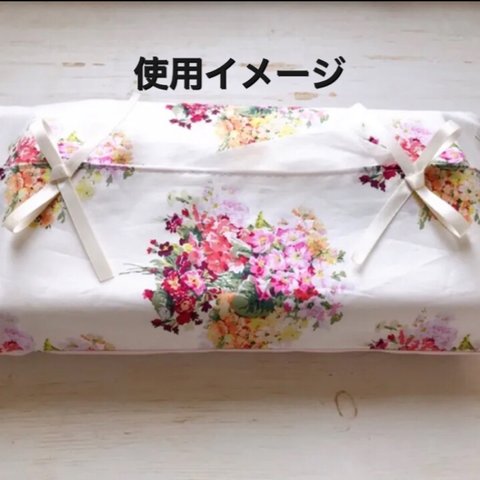 ✨ローラアシュレイ  ボックスティッシュケース✨ T030