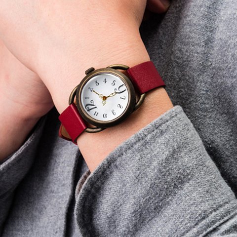 【手書き風数字の時計】選べるベルトカラー8色／名入れ可　手作り腕時計