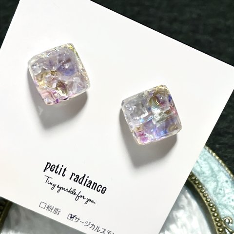 ◇花びら結晶◇ タンザナイト　灰簾石　12月誕生石　ピアス　サージカルステンレス　ダイヤモンドダスト