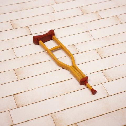 松葉杖（木製風）　オビツ11サイズ　塗装済み