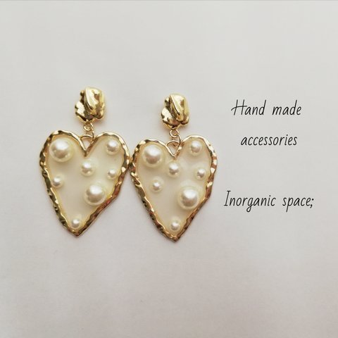 大ぶり❀ハート＆フェイクパールピアス