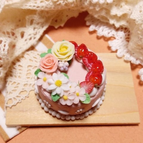 【ミニチュアフード】苺のフラワーケーキ　その8