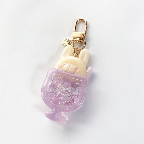 [4月26日販売]Cream soda rabbit shaker keychain(pastel-purple)