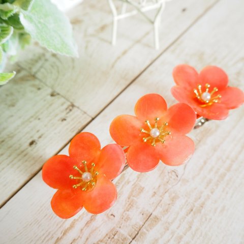 梅の花バレッタ・大・朱色