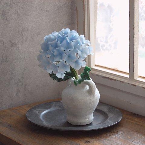 ◆粘土のお花◆　紫陽花・・ライトブルー　高さ約18センチ　A653