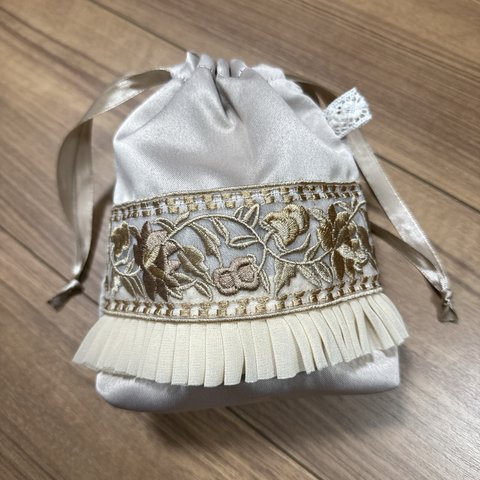 ＊ハンドメイド＊　インド刺繍リボン　フリル　コップ袋　巾着　コップ袋　小物入れ