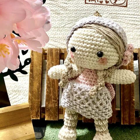 世界に一つのキーホルダー♪編みぐるみの桜🌸の妖精さん💕