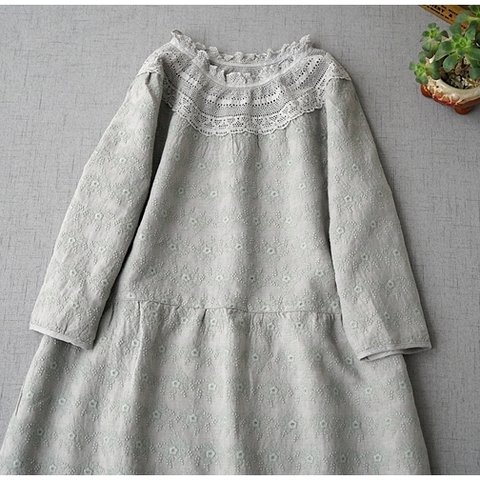 レースフリル衿総刺繍リネン100%大人可愛い長袖ワンピース♪