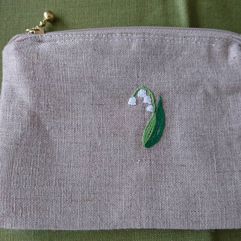 すずらんシリーズ ②刺繍ポーチ（小）