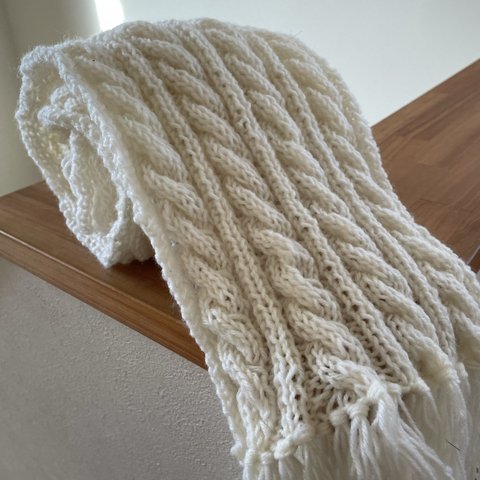 受注制作‼️手編みのマフラー（白色）