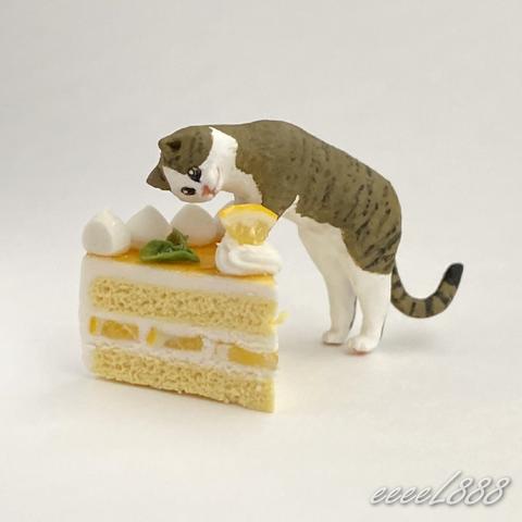 キジトラ白猫　レモンのショートケーキ　ミニチュア