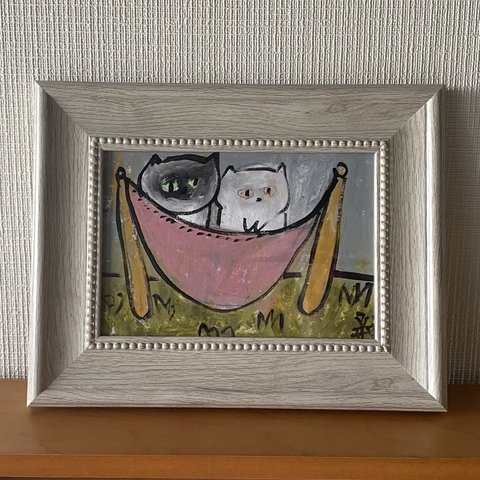 絵画。原画【かわいい2匹の猫が一緒にハンモックで遊んでいる】