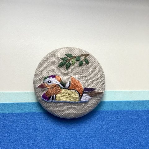 お池の オシドリ 刺繍ブローチ