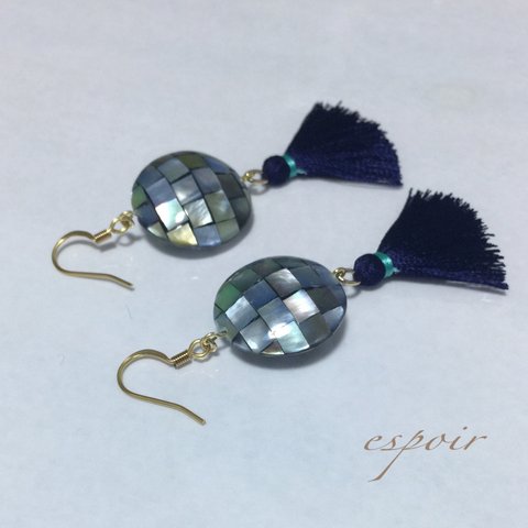 モザイクシェル&タッセルピアス