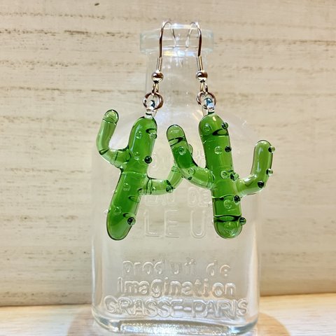 サボテンピアス(グリーン)