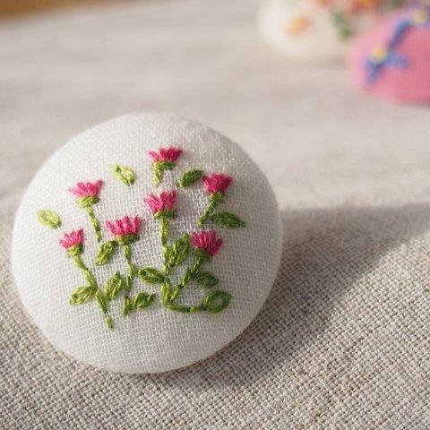 刺繍ブローチ（オフホワイト）　スプレーマムpink