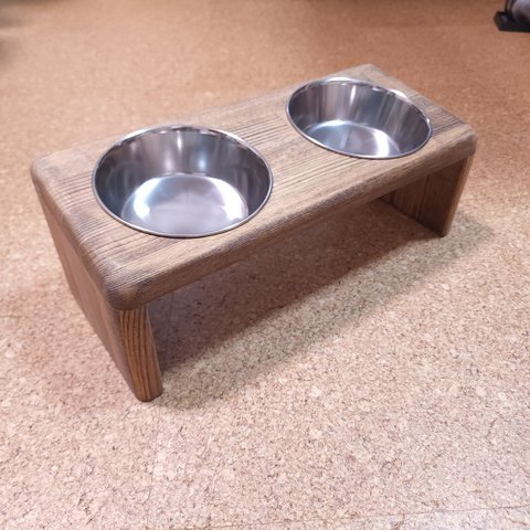 ペット　フードスタンド　フードテーブル　木製　餌台　餌入　水入れ　ご飯台　小型犬　猫用