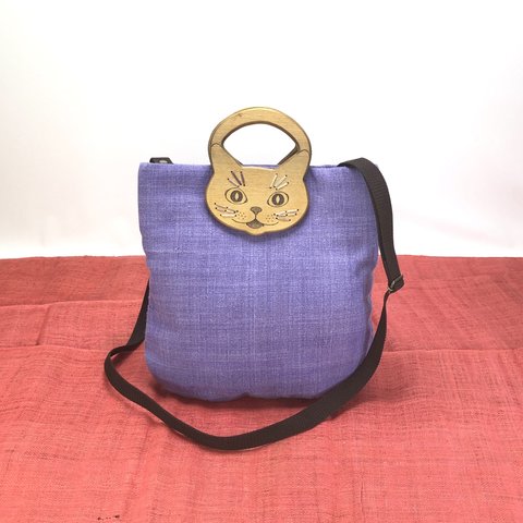 猫ちゃんの顔型の木製持ち手付きショルダーバッグ（紫）送料込
