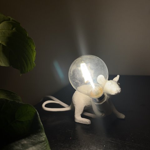 動物ランプ【ネズミ　歩き姿】電線あり　マットホワイト