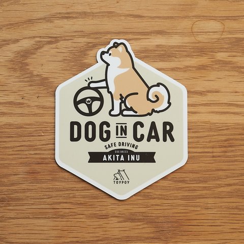 【秋田犬】DOG IN CAR マグネットステッカー