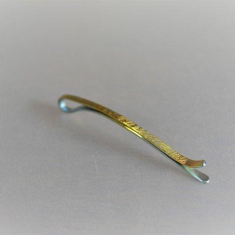 Titanium hairpin・純チタンヘアピン・シャープな鎚目・グリーンゴールド・受注生産