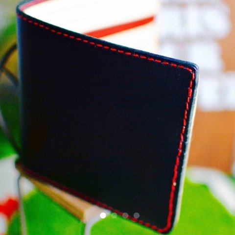【高級栃木レザー】折り財布　黒　カードケース