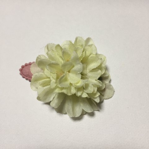 お花のピン