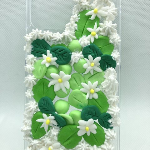 マスカットケーキiPhoneケース