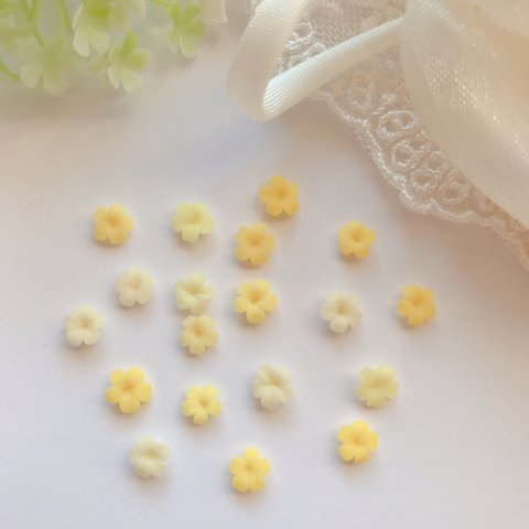 小さな花 小花 ネイル ミニ サイズ イヤーカフ に 黄色　16