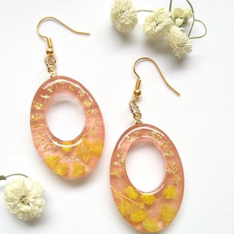 黄色の花束　レジン　ピアス&イヤリング