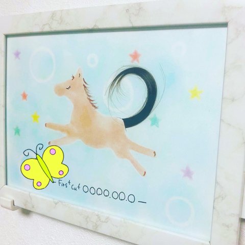 ファーストカットアート　赤ちゃんの髪の毛