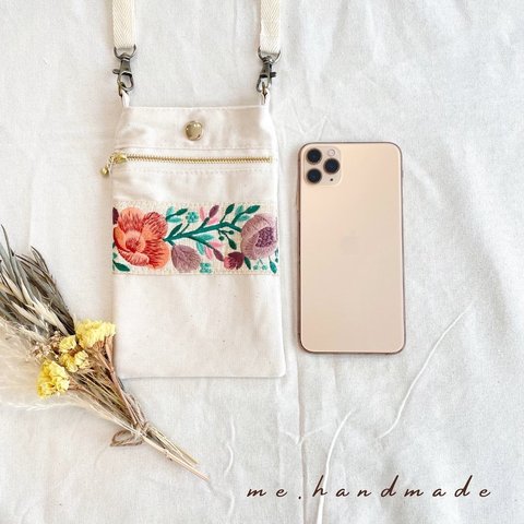 スマホ ポシェット ショルダー＊インド刺繍リボン