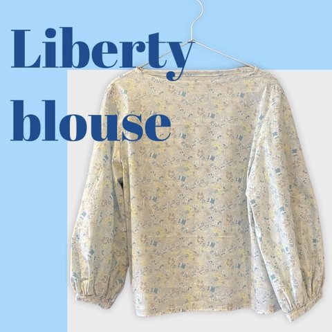 Liberty バルーンスリーブ　ブラウス　