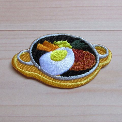 刺繍ワッペン　ハンバーグ