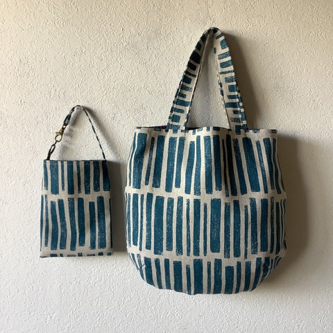 丸型トートバッグ(送料無料)ブルーと白の縦縞
