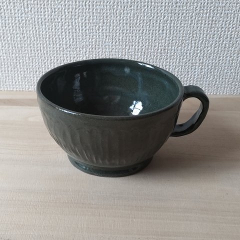 緑色のカップ