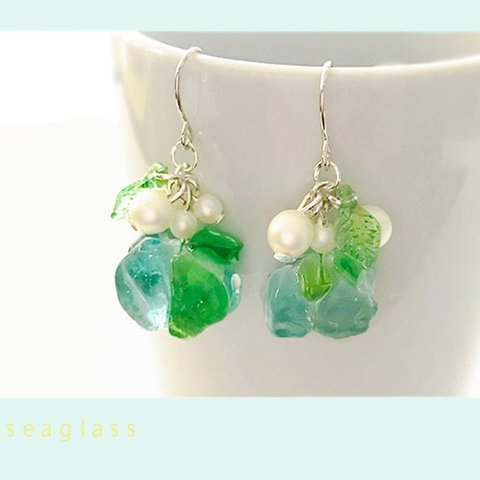 シーグラスの果実　ピアス／イヤリング seaglass