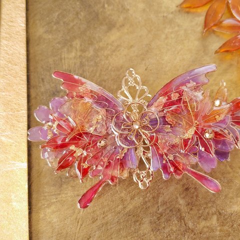 （6cm金具）秋の錦集めの蝶バレッタ（hair ornaments of butterfly and flower〜 autumn colored brocade〜）