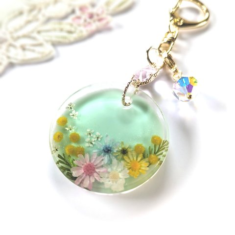 フラワー🌼レジン キーホルダー（ミントグリーン）バッグチャームに変更できます