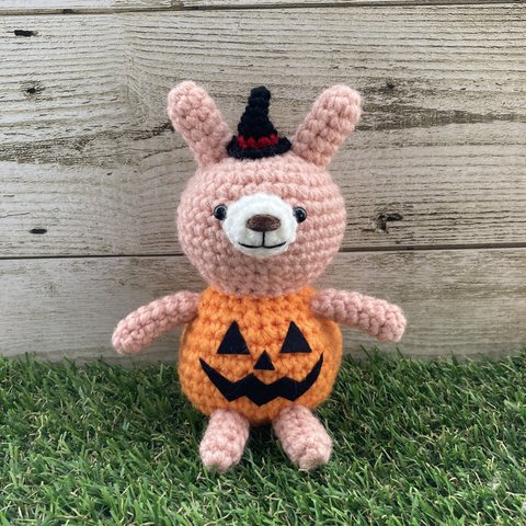 ハロウィンうさぎ(ピンク)