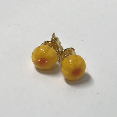 お花ピアス　タンポポ