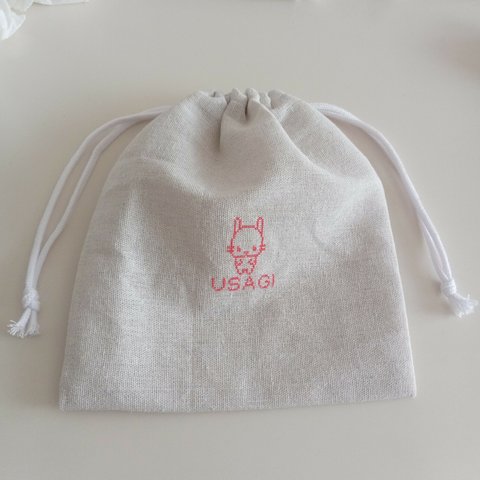 リネン巾着(大) うさぎの刺繍入り 名前入れ可